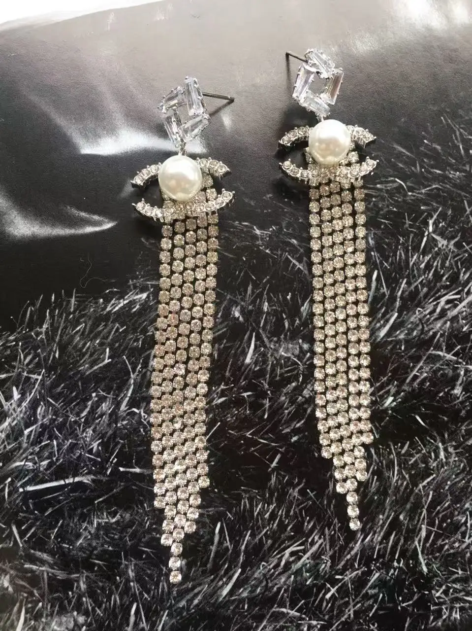 goddess | Europe and the United States 9.5 * 2cm luxury long tassel earrings, female French temperament senior sense earrings
goddess | Europe and the United States 9.5 * 2cm luxury long tassel earrings, female French temperament senior sense earrings