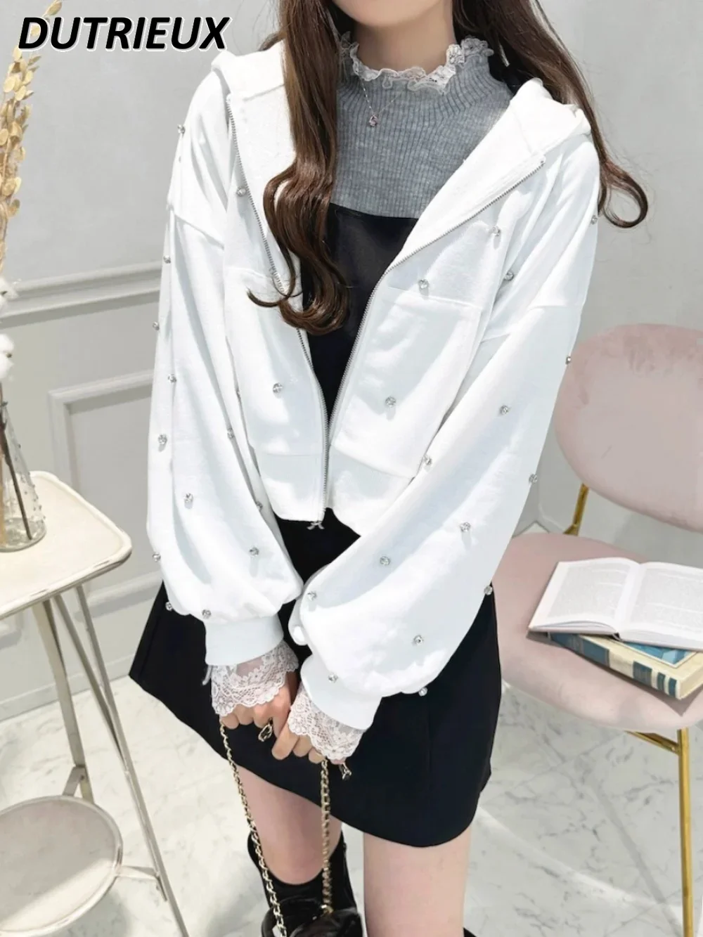 Sweet Girl's Gentle Solid Color Stereo Hoodies Rhinestone Letters Decoration Zipper All-Matching Hooded Sweatshirt Cardigan
Sweet Girl's Gentle Solid Color Stereo Hoodies Rhinestone Letters Decoration Zipper All-Matching Hooded Sweatshirt Cardigan