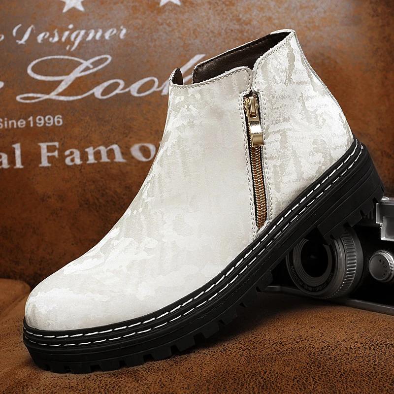 WAERTA Men Boots Autumn Winter High-quality Leather Shoes Male High Top Zipper Boot Plush Fur Warm Snow Boots Shoes Plus Size 46
WAERTA Men Boots Autumn Winter High-quality Leather Shoes Male High Top Zipper Boot Plush Fur Warm Snow Boots Shoes Plus Size 46