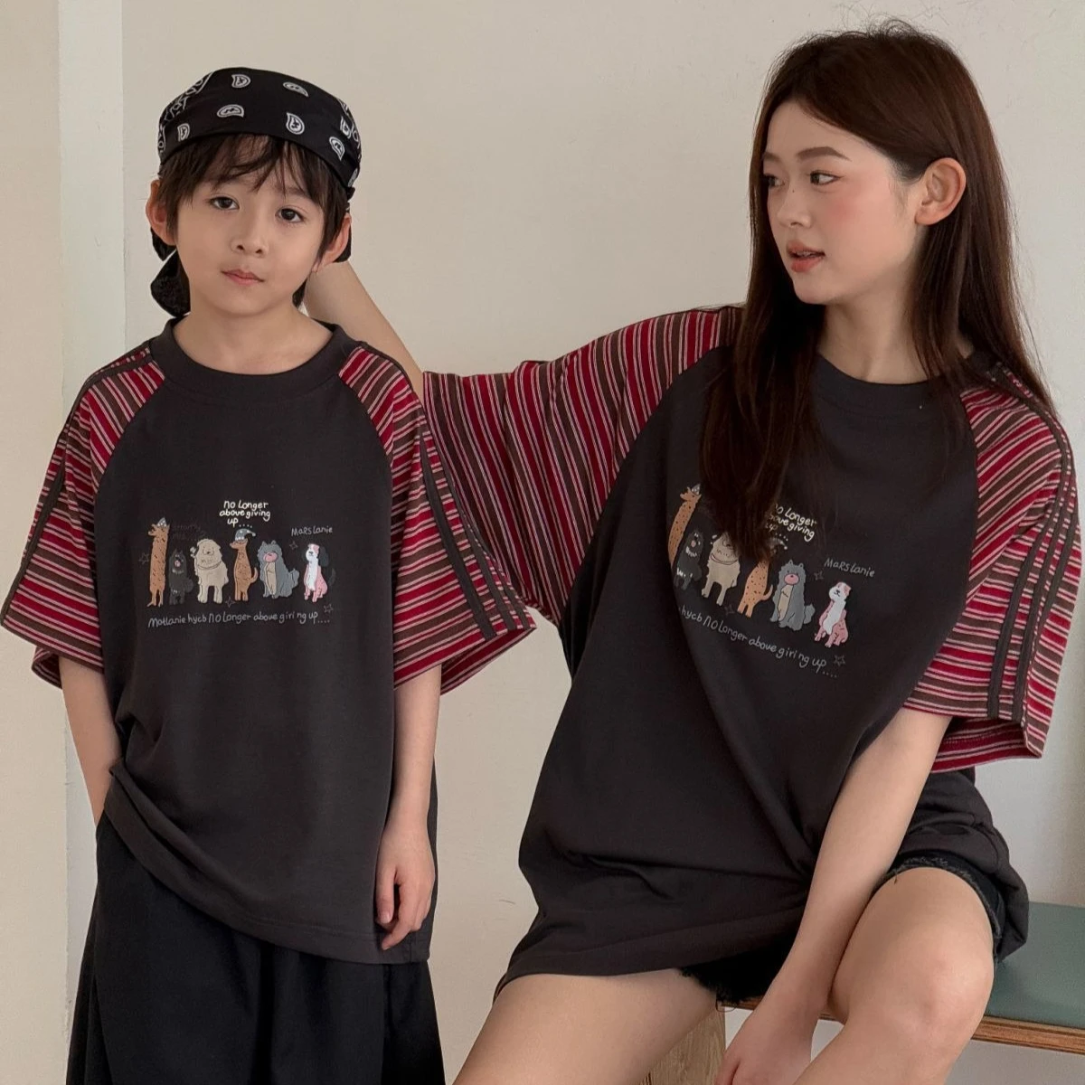 2026 Summer Mommy and Me Matching Animal Print Raglan Tee Family Outfit Casual Striped Short Sleeve Top for Mom Dad Kids
2026 Summer Mommy and Me Matching Animal Print Raglan Tee Family Outfit Casual Striped Short Sleeve Top for Mom Dad Kids