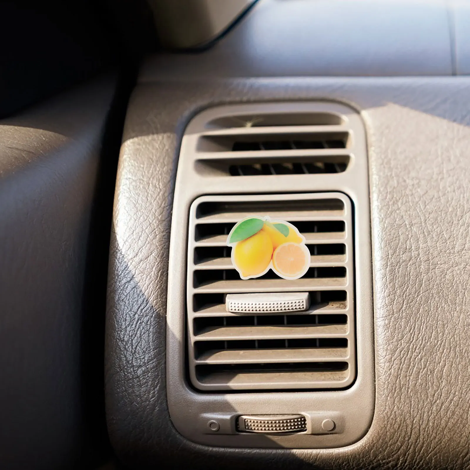 2Set Car Perfume Clips Lemon Scent Acrylic Vent Fresheners for Car Aromatherapy Diffuser Decor Accessories
2Set Car Perfume Clips Lemon Scent Acrylic Vent Fresheners for Car Aromatherapy Diffuser Decor Accessories