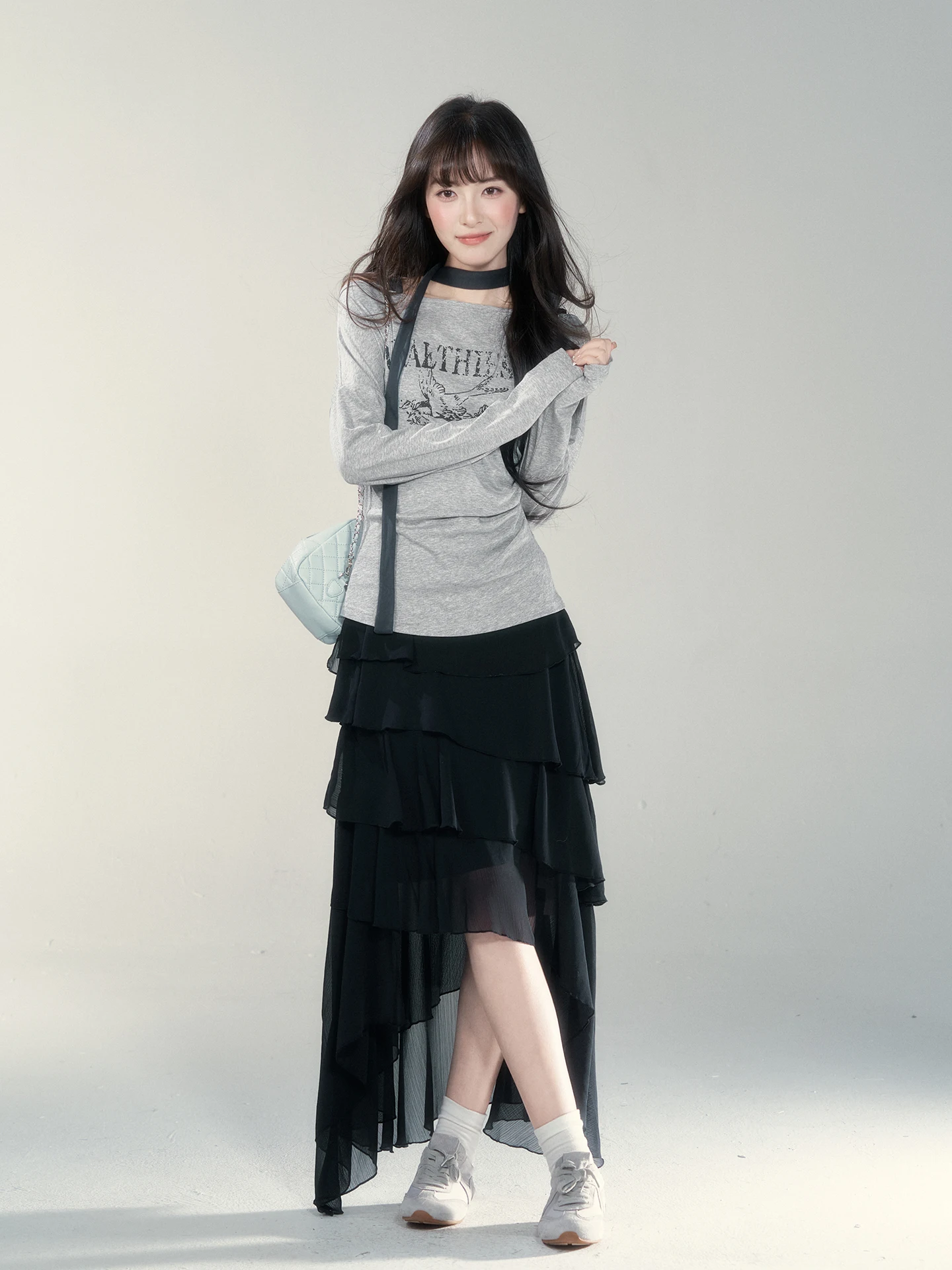 Black High Waist Asymmetrical Skirt Women's Spring 2026 New Style Commute Korean Version A-Line Long Skirt
Black High Waist Asymmetrical Skirt Women's Spring 2026 New Style Commute Korean Version A-Line Long Skirt