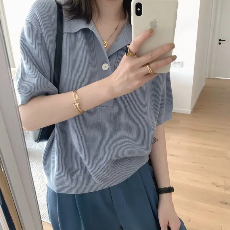 plus Size Women's Slimming Ice Silk Shirt Short Sleeve Loose Fit Summer Casual Wear Korean Style Pear Shape Body Type
plus Size Women's Slimming Ice Silk Shirt Short Sleeve Loose Fit Summer Casual Wear Korean Style Pear Shape Body Type
