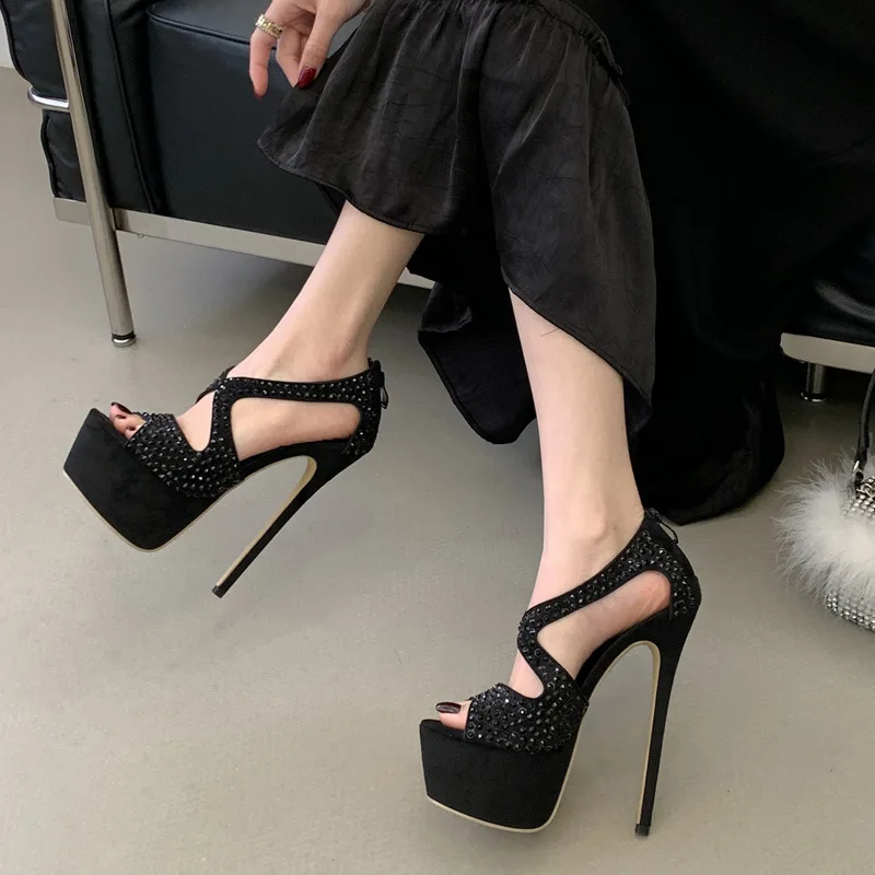 Женские сандалии на платформе с молнией сзади, черные кожаные сандалии с заклепками, сексуальные сандалии с открытым носком на шпильке, туфли для вечеринок
Женские сандалии на платформе с молнией сзади, черные кожаные сандалии с заклепками, сексуальные сандалии с открытым носком на шпильке, туфли для вечеринок