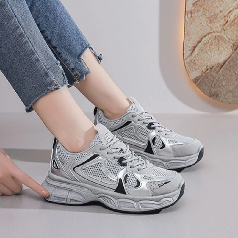 Women's 2026 New Spring Breathable Mesh Dad Sneakers Korean Style Thick Sole Casual Running Shoes
Women's 2026 New Spring Breathable Mesh Dad Sneakers Korean Style Thick Sole Casual Running Shoes