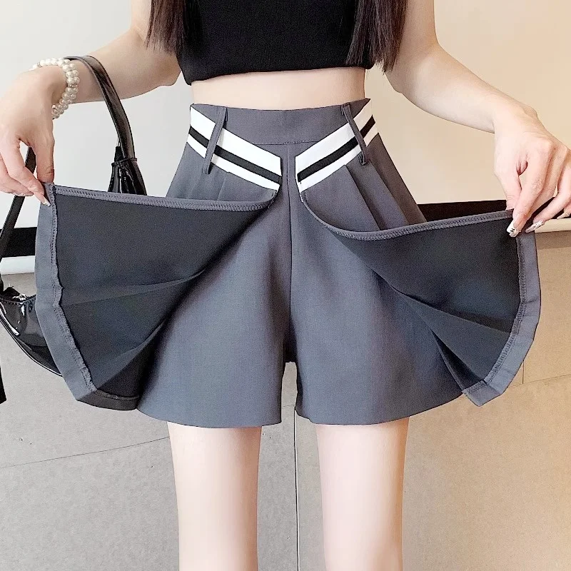 Irregular Suit Shorts Skirts Women Casual Wide Leg Thermal Girl Pants High Waisted A Line Pleated Short Skirt Summer
Irregular Suit Shorts Skirts Women Casual Wide Leg Thermal Girl Pants High Waisted A Line Pleated Short Skirt Summer