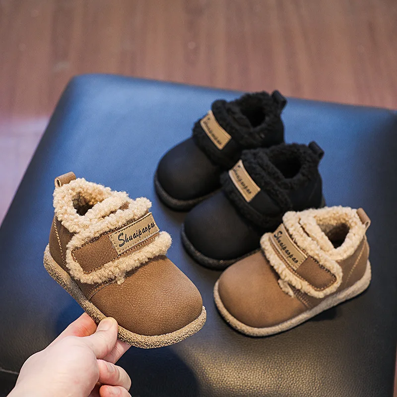 Boys Girls Snow Boots with Drawstring Children Fashion Boots Waterproof 2024 Winter Brand New Kids Short Sneaker
Boys Girls Snow Boots with Drawstring Children Fashion Boots Waterproof 2024 Winter Brand New Kids Short Sneaker