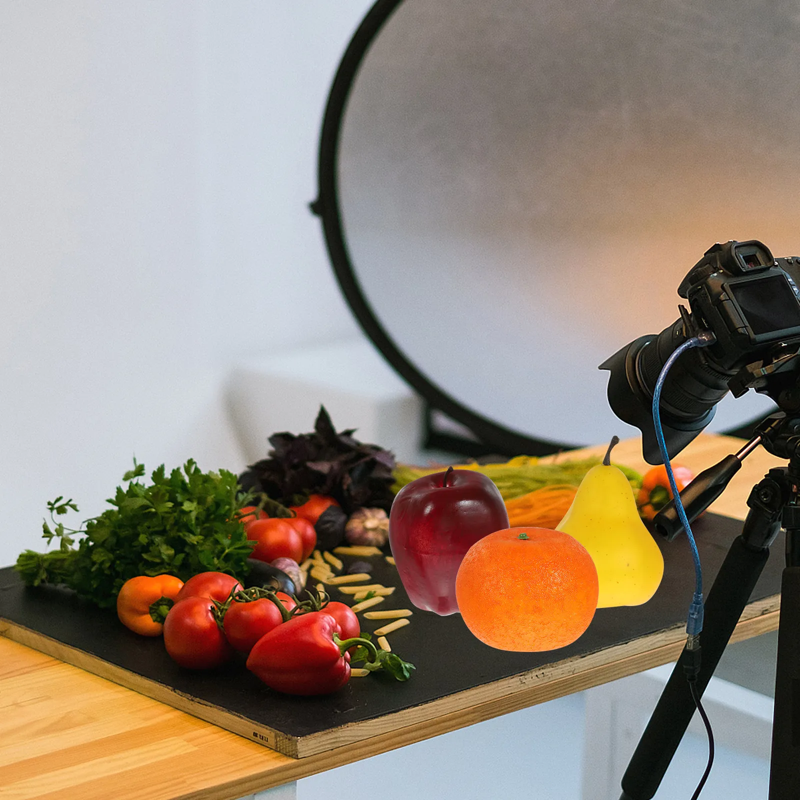 8Pcs Lifelike Artificial Fruits Set Realistic Simulation Fruit Ornament for Photography Props Home Kitchen Decor Bakery Display
8Pcs Lifelike Artificial Fruits Set Realistic Simulation Fruit Ornament for Photography Props Home Kitchen Decor Bakery Display