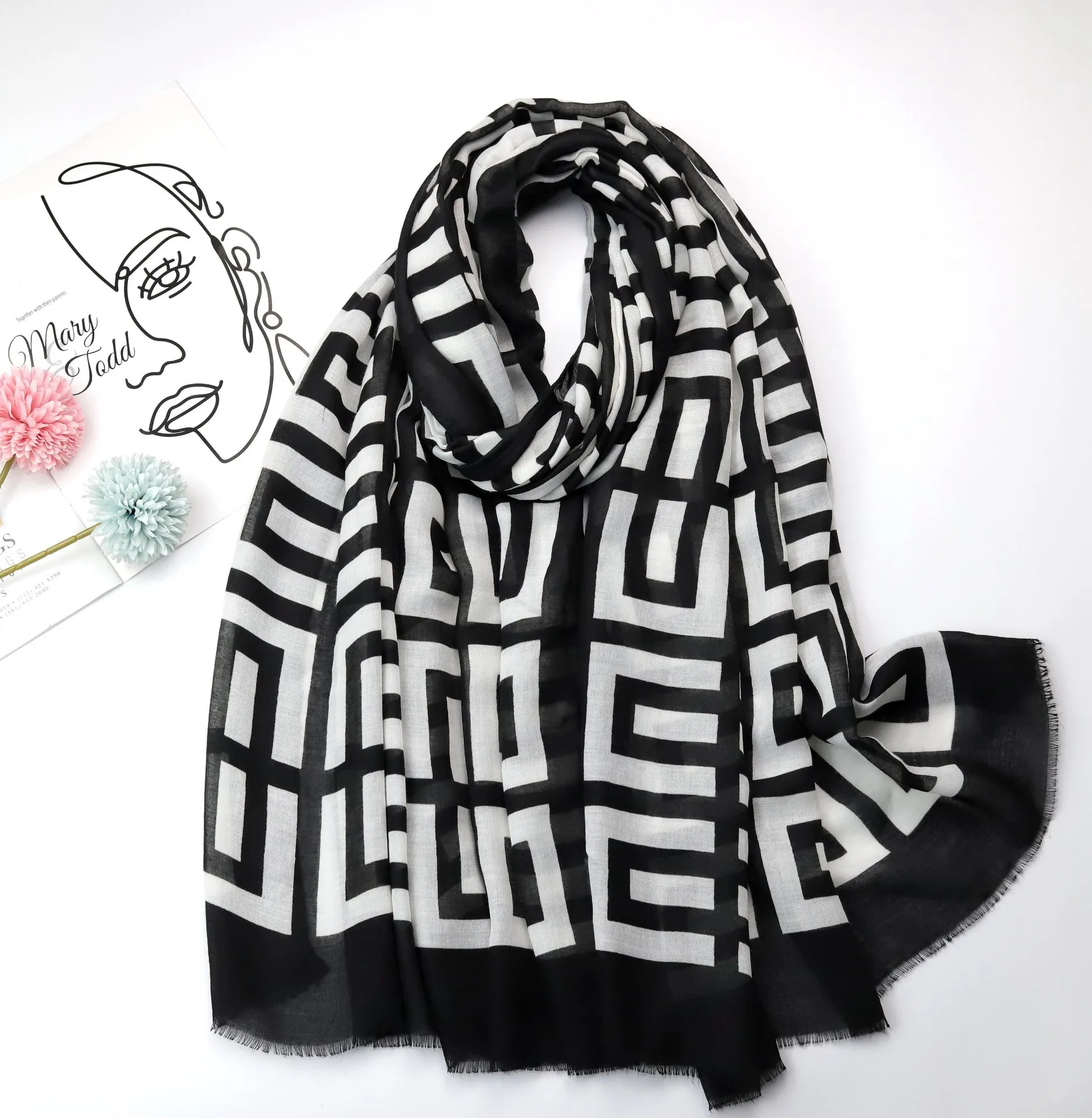 Women Fashion Lightweight Neckerchief Floral Geometric Print Soft Scarf Head Wrap Shawls For Summer Stripe Zebra Scarves Bandana
Women Fashion Lightweight Neckerchief Floral Geometric Print Soft Scarf Head Wrap Shawls For Summer Stripe Zebra Scarves Bandana