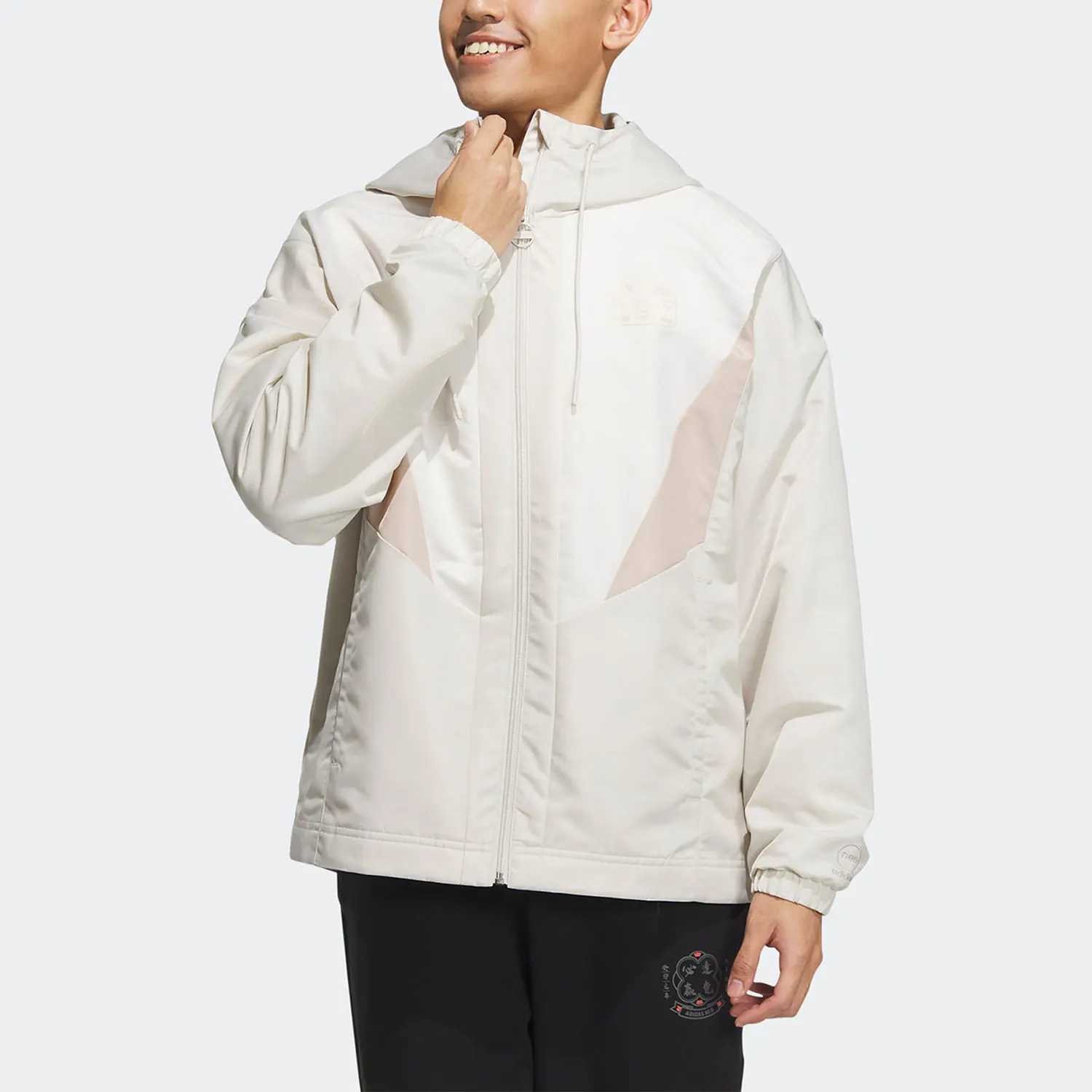 Adidas подлинная новая повседневная спортивная куртка унисекс с капюшоном IK6004
Adidas подлинная новая повседневная спортивная куртка унисекс с капюшоном IK6004