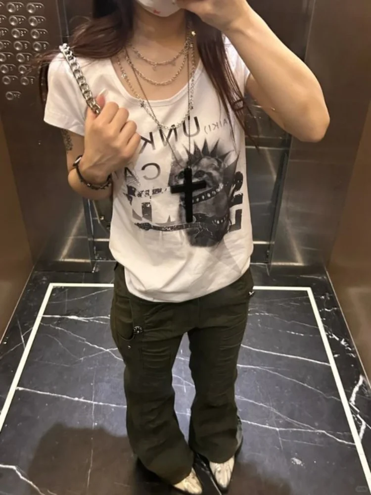 Американская ретро субкультура Y2K Harajuku с принтом кота, облегающая футболка с короткими рукавами и пикантной девушкой, летние новые трендовые женские топы эмо
Американская ретро субкультура Y2K Harajuku с принтом кота, облегающая футболка с короткими рукавами и пикантной девушкой, летние новые трендовые женские топы эмо