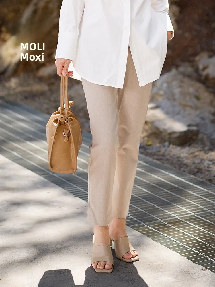 Chic High Waist Nine Point Pants for Middle-Aged And Elderly Women Spring Fashion Casual Loose Fit Standard Body Polyurethane...
Chic High Waist Nine Point Pants for Middle-Aged And Elderly Women Spring Fashion Casual Loose Fit Standard Body Polyurethane...