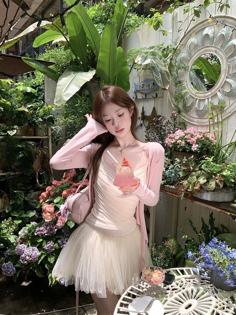 Kumikumi Sweet Style Knitted Cardigan Women's Inner Tank Top Summer Mesh Skirt Three-Piece Set High Waist Long Sleeve
Kumikumi Sweet Style Knitted Cardigan Women's Inner Tank Top Summer Mesh Skirt Three-Piece Set High Waist Long Sleeve