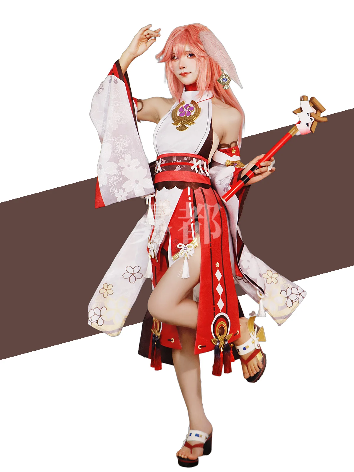 Genshin Impact Game Yae Miko Cosplay Costume Wig Pink Hair Fox Tail Ears Shoes for Women Role Play Dress
Genshin Impact Game Yae Miko Cosplay Costume Wig Pink Hair Fox Tail Ears Shoes for Women Role Play Dress