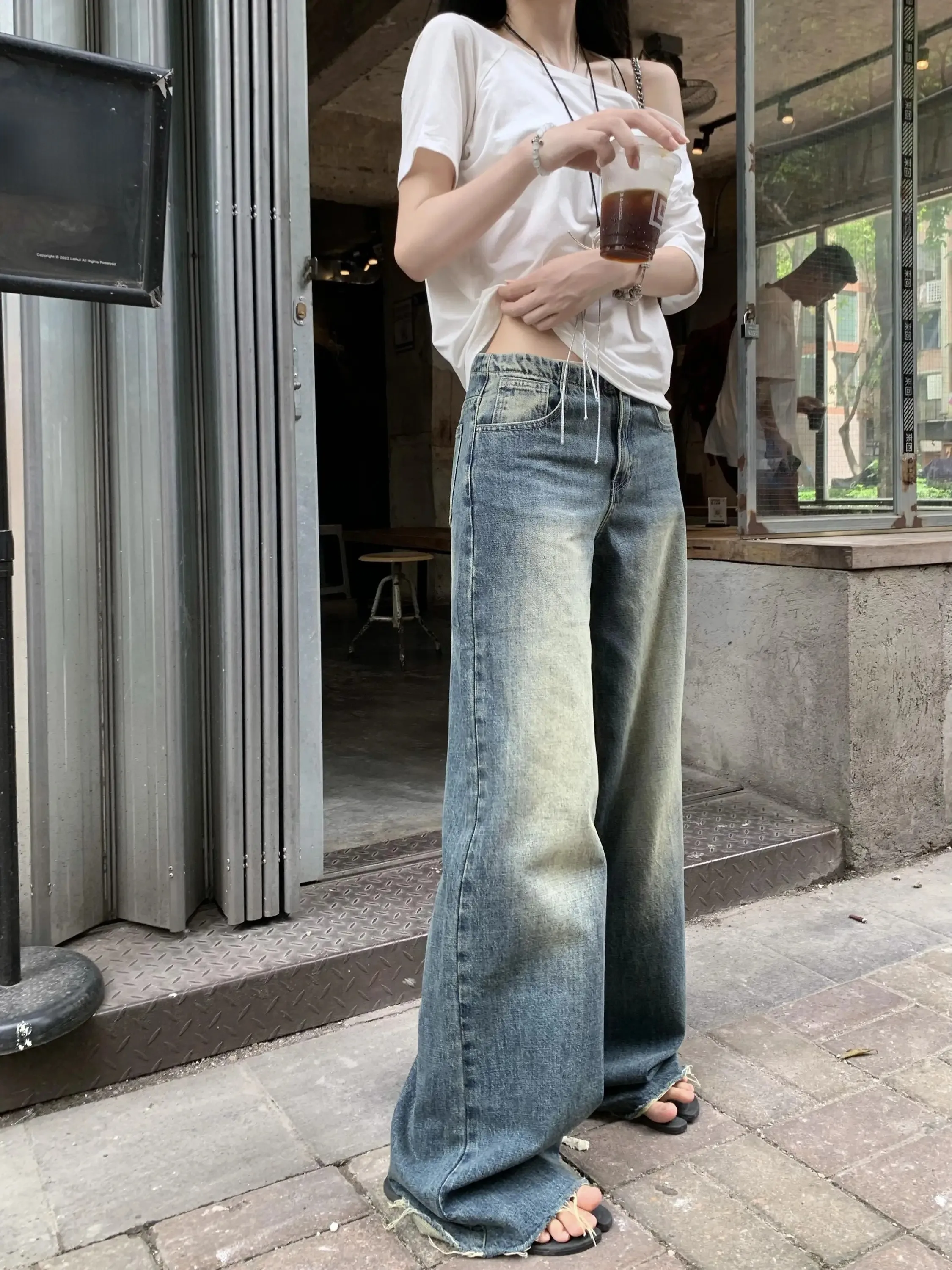 Retro Korean Washed Straight Leg Jeans Women's Summer 2026 New Loose Slimming Versatile Wide Leg Floor-Length Pants
Retro Korean Washed Straight Leg Jeans Women's Summer 2026 New Loose Slimming Versatile Wide Leg Floor-Length Pants