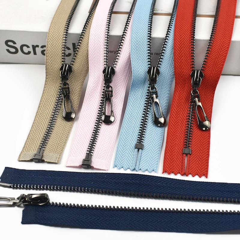 2/5Pcs 3# Metal Zippers for Sewing 15-70cm Close-End/Open-End Zips Clothes Separating Zipper Jacket Bag Closure Ziper Repair Kit
2/5Pcs 3# Metal Zippers for Sewing 15-70cm Close-End/Open-End Zips Clothes Separating Zipper Jacket Bag Closure Ziper Repair Kit