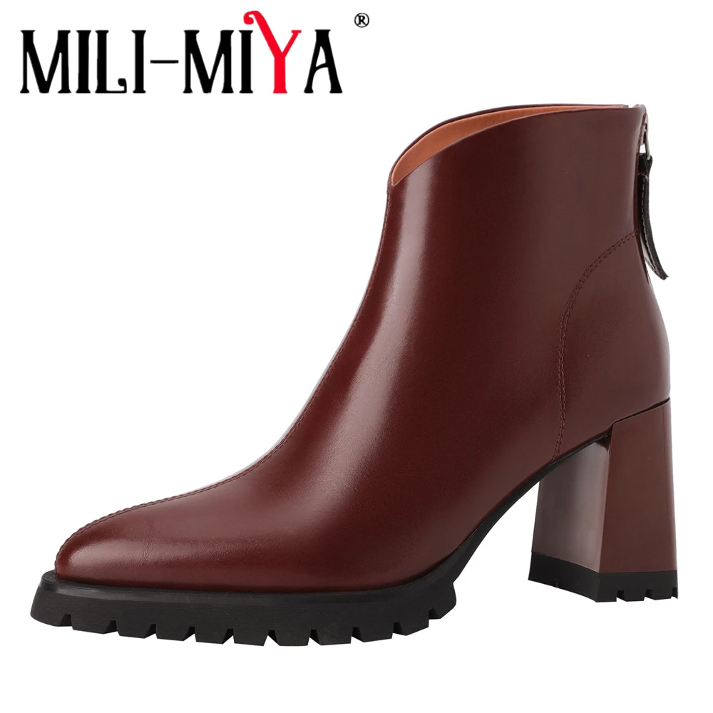 MILI-MIYA Women's Pointed-Toe Calfskin Ankle Boots With Chunky Heels And Solid-Colour Rear Zip Fastening Big Size 34-40 Handmade
MILI-MIYA Women's Pointed-Toe Calfskin Ankle Boots With Chunky Heels And Solid-Colour Rear Zip Fastening Big Size 34-40 Handmade