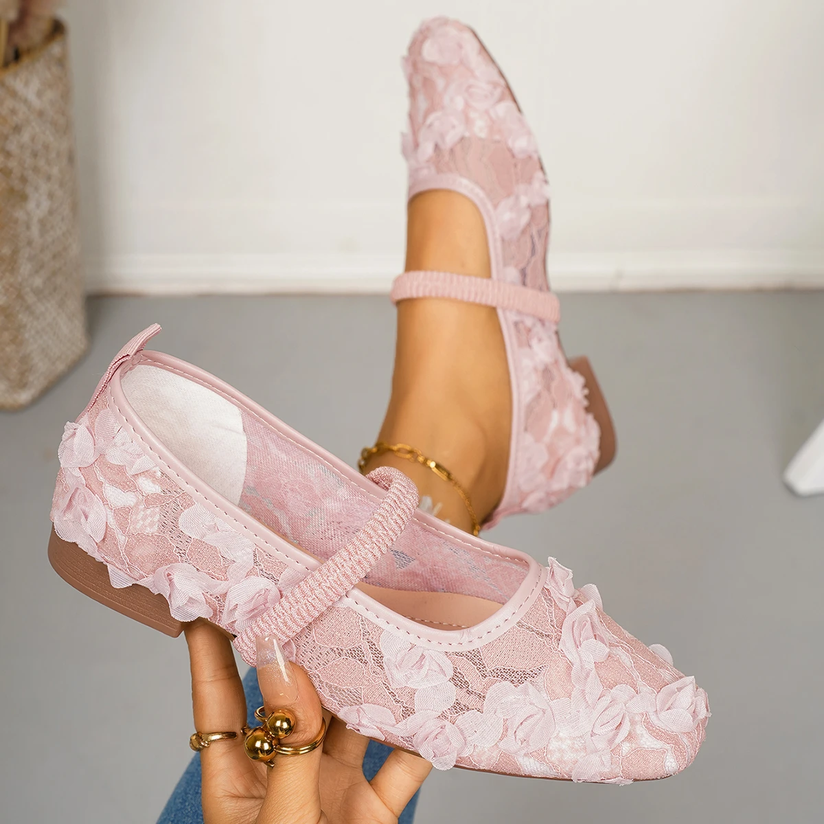 Women Flats French-style Mary Jane Flat Shoes for Women Square-toe Ballet-inspired Single Shoes Breathable Mesh Sneakers Women
Women Flats French-style Mary Jane Flat Shoes for Women Square-toe Ballet-inspired Single Shoes Breathable Mesh Sneakers Women
