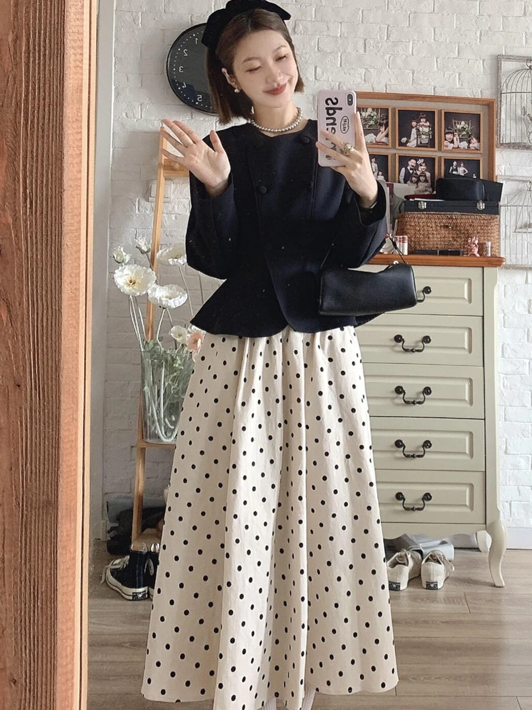 Spring Autumn Winter Long Sleeve Polka Dot Dress And Top Korean Style Women's Fashion Set High Sensation Skirt Ensemble
Spring Autumn Winter Long Sleeve Polka Dot Dress And Top Korean Style Women's Fashion Set High Sensation Skirt Ensemble