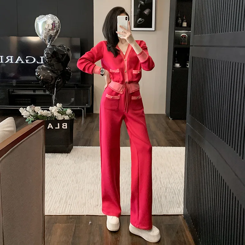 Women's Spring pants Suit 2 pieces set 2024 New Fashion High-Grade Casual Knitted top and knit Wide-Leg Pants Two-Piece Suit
Women's Spring pants Suit 2 pieces set 2024 New Fashion High-Grade Casual Knitted top and knit Wide-Leg Pants Two-Piece Suit