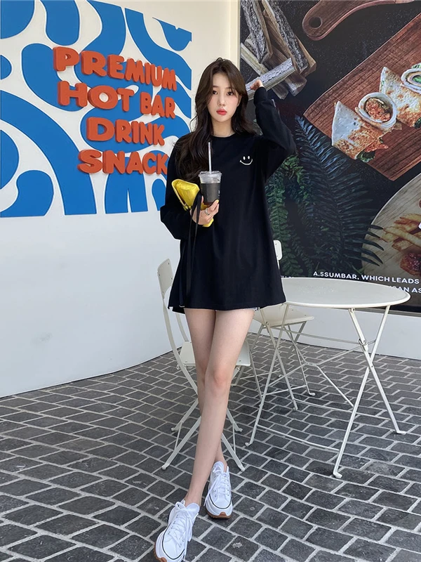 Loose Long Sleeve Women's T-shirt Happy Face Print Comfortable Cotton Polyester Blend Korean Style Spring Summer Autumn Fashion
Loose Long Sleeve Women's T-shirt Happy Face Print Comfortable Cotton Polyester Blend Korean Style Spring Summer Autumn Fashion