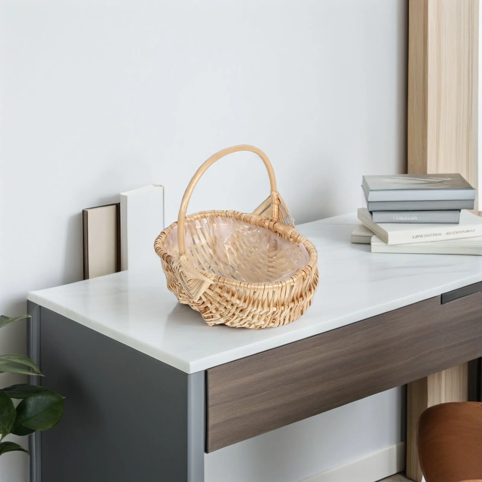 Wicker Vintage Style Flower Basket Handwoven with Handle for Floral Arrangements Garden Picnic Fruit Decoration
Wicker Vintage Style Flower Basket Handwoven with Handle for Floral Arrangements Garden Picnic Fruit Decoration