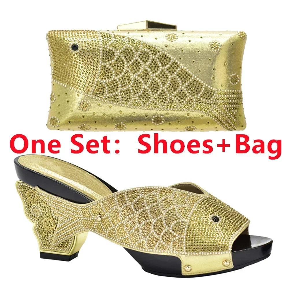 Matching Shoes and Bag Set for Wedding Nigerian Women Shoes and Bag Set Decorated with Rhinestone Wedding Shoes Bride Cristal
Matching Shoes and Bag Set for Wedding Nigerian Women Shoes and Bag Set Decorated with Rhinestone Wedding Shoes Bride Cristal