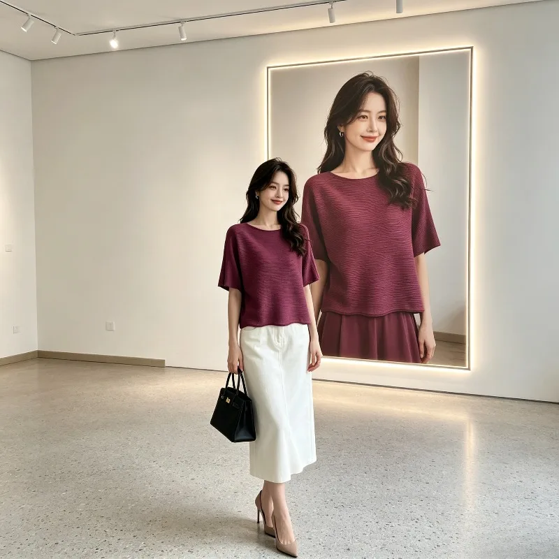Miyake Pleated 2026 Short Sleeve Top for Women Summer Textured Pleated Loose Slimming Round Neck Batwing Sleeve T-Shirt Pleat
Miyake Pleated 2026 Short Sleeve Top for Women Summer Textured Pleated Loose Slimming Round Neck Batwing Sleeve T-Shirt Pleat