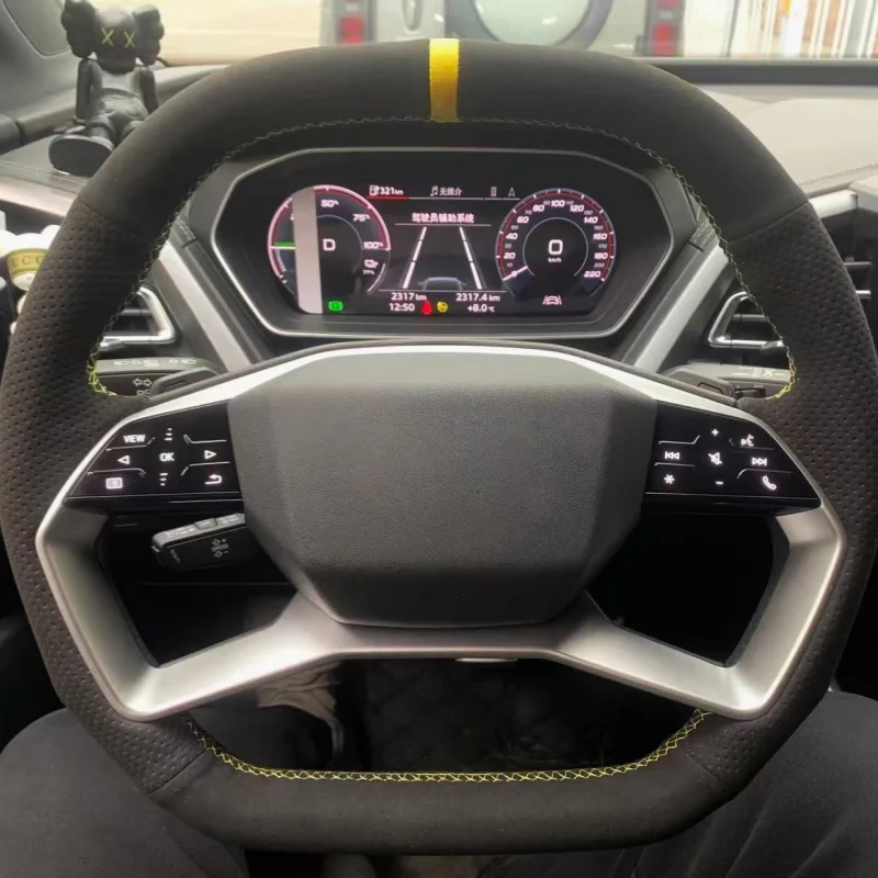 Customize Non-Slip And Soft Suede Leather Car Steering Wheel Cover E-tron Q5 Q6 2022-2024 Steering Wrap Cover For Audi Q4
Customize Non-Slip And Soft Suede Leather Car Steering Wheel Cover E-tron Q5 Q6 2022-2024 Steering Wrap Cover For Audi Q4