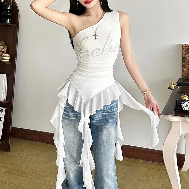 2025 Summer Fashion Trendy Women's Clothing New Style Slant Shoulder Slimming Letter Hot Diamond Irregular Tank Top For Women
2025 Summer Fashion Trendy Women's Clothing New Style Slant Shoulder Slimming Letter Hot Diamond Irregular Tank Top For Women