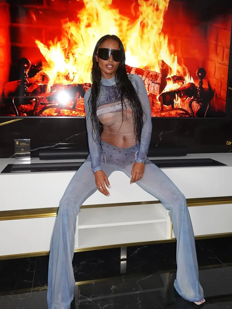 Сексуальный комбинезон из денима с принтом и сеткой для женщин: шикарный прозрачный силуэтный ромпер, элегантный, с длинными рукавами, для вечеринок, фестивалей, клубов, наряды 2026
Сексуальный комбинезон из денима с принтом и сеткой для женщин: шикарный прозрачный силуэтный ромпер, элегантный, с длинными рукавами, для вечеринок, фестивалей, клубов, наряды 2026