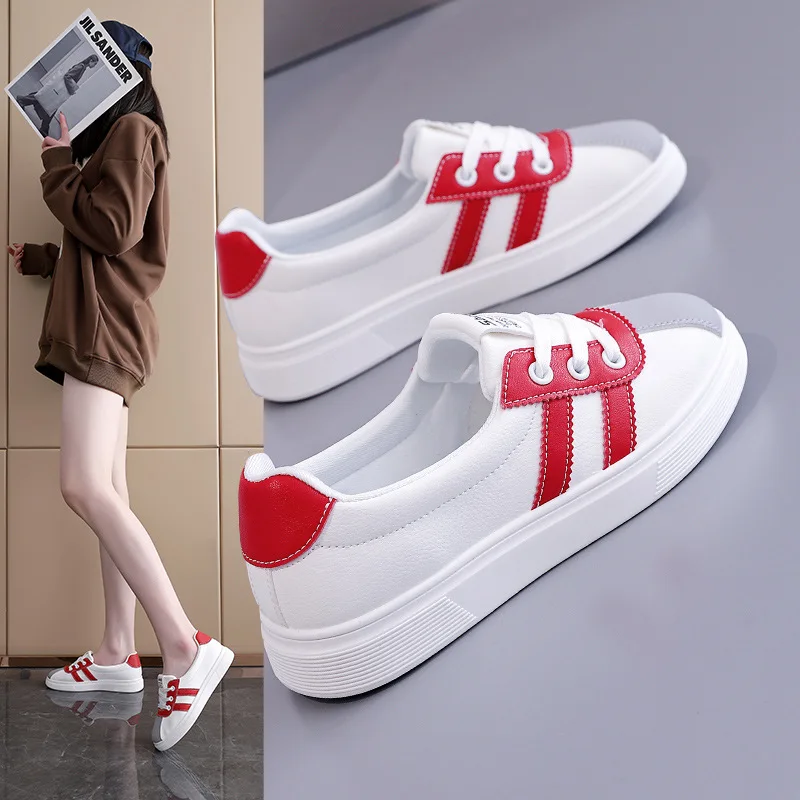Ladies Vulcanized Shoes Are Fashionable and Comfortable with A New Shallow Mouth and One Foot Sports Casual Forrest Gump Shoes 
Ladies Vulcanized Shoes Are Fashionable and Comfortable with A New Shallow Mouth and One Foot Sports Casual Forrest Gump Shoes