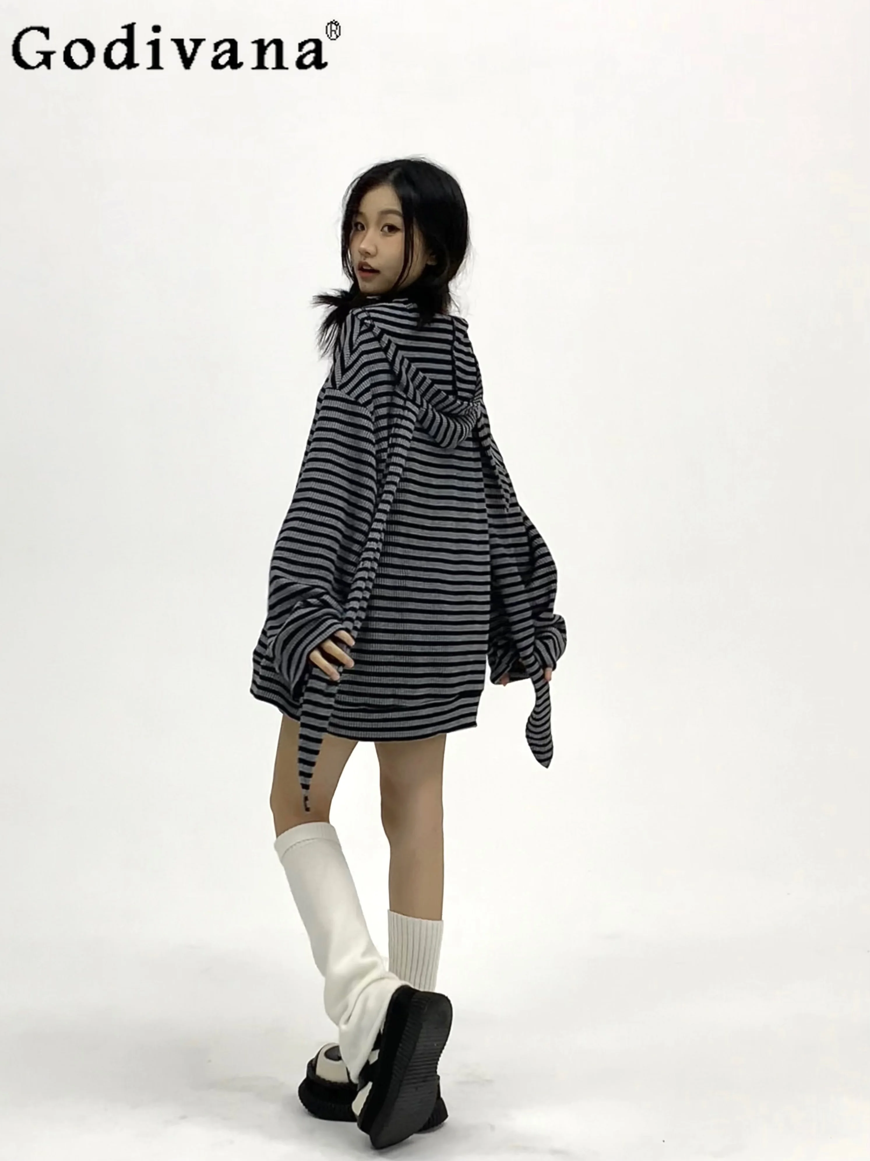 Y2k Subculture Japanese Autumn and Winter Hooded Striped Rabbit Ear Jacket Loose Cartoon Cute Sweet Cool Babe Cardigan Sweater
Y2k Subculture Japanese Autumn and Winter Hooded Striped Rabbit Ear Jacket Loose Cartoon Cute Sweet Cool Babe Cardigan Sweater
