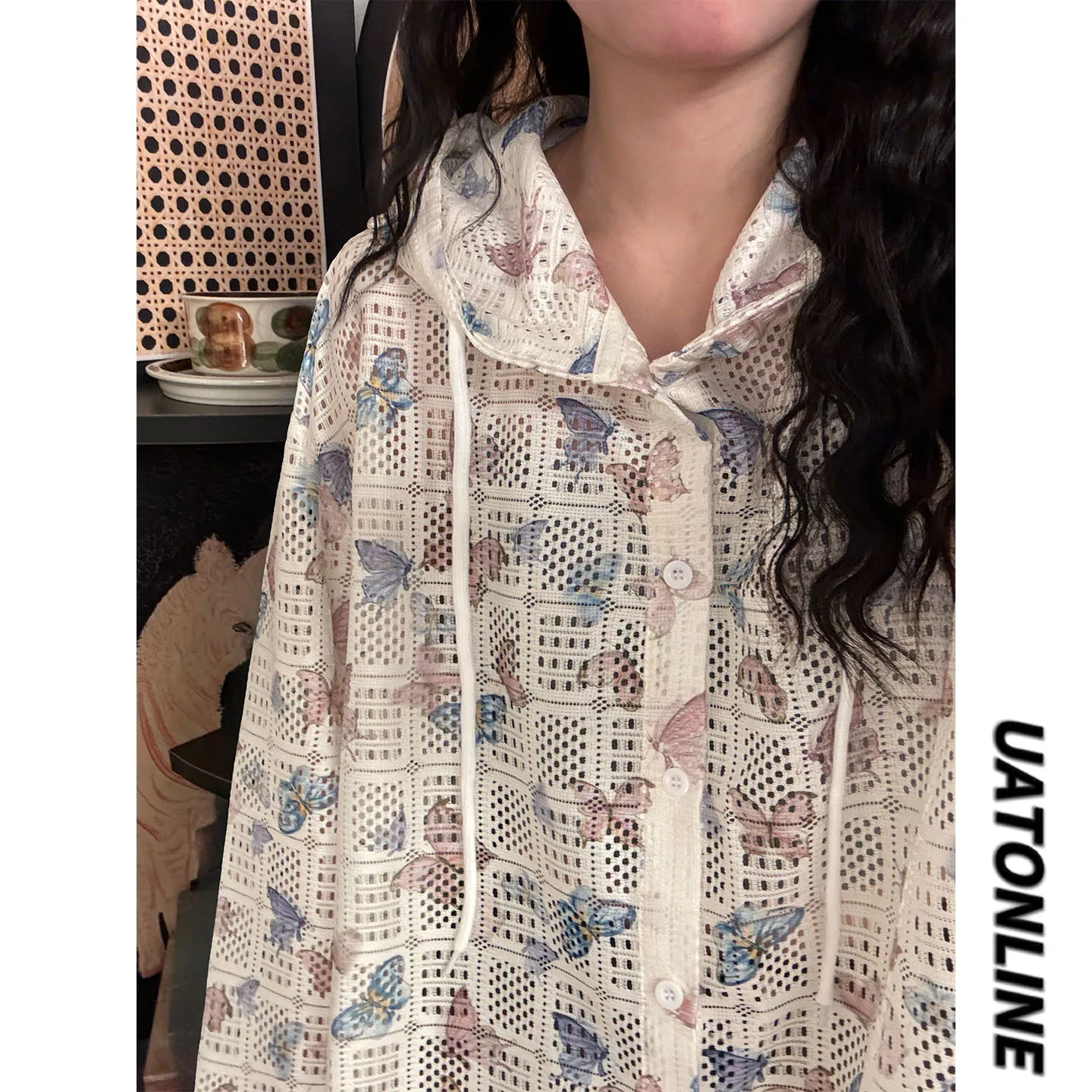 UATONLINE2026 Весенняя легкая свободная рубашка с длинным рукавом и принтом в винтажном японском стиле с вырезами Ca...
UATONLINE2026 Весенняя легкая свободная рубашка с длинным рукавом и принтом в винтажном японском стиле с вырезами Ca...