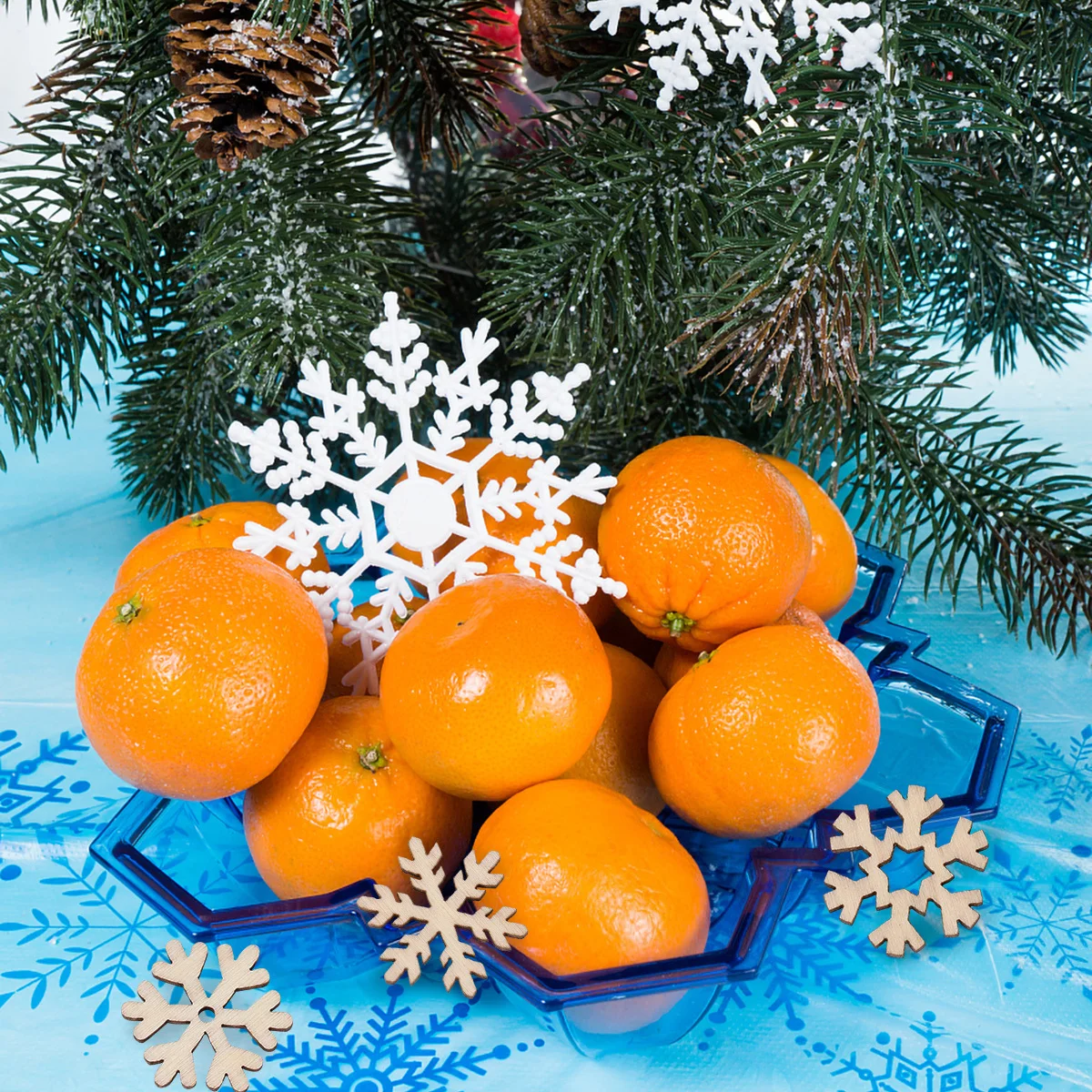 TEHAUX Christmas Decorations Set Snowflake Ornaments Vintage Home Party Indoor Outdoor Xmas Tree Wall Window Decor For Girls
TEHAUX Christmas Decorations Set Snowflake Ornaments Vintage Home Party Indoor Outdoor Xmas Tree Wall Window Decor For Girls