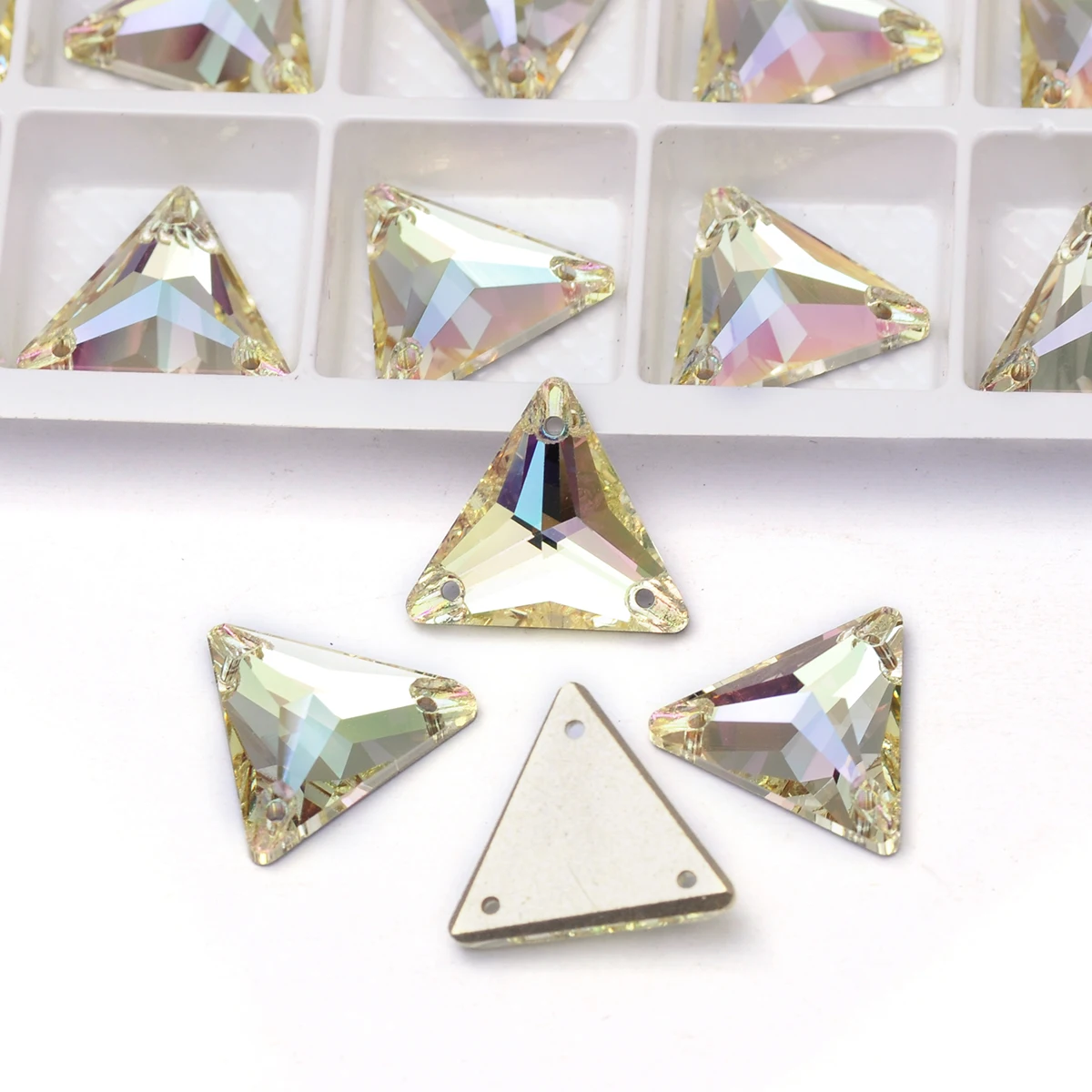 Luminous Green Wholesale K9 Sew on Rhinestone Sew on Crystal Sew on Flatback Triangle Shape Strass For Garment Dress
Luminous Green Wholesale K9 Sew on Rhinestone Sew on Crystal Sew on Flatback Triangle Shape Strass For Garment Dress