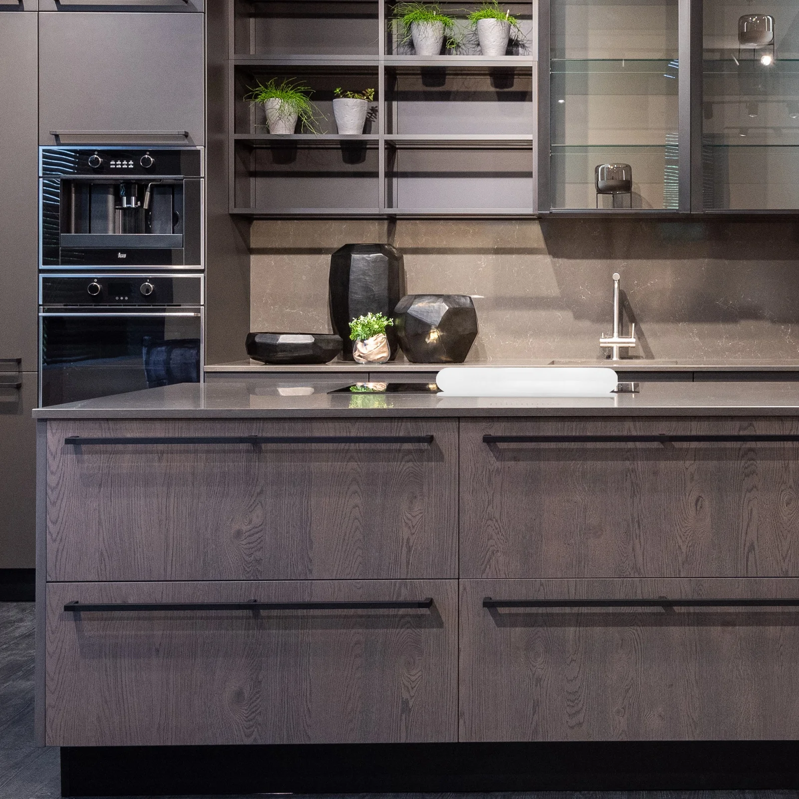 1Pcs Premium Wear-Resistant Sink Water Guard Impermeable Board Prevent Wet Clothes Floor Splash Baffle Home Tool
1Pcs Premium Wear-Resistant Sink Water Guard Impermeable Board Prevent Wet Clothes Floor Splash Baffle Home Tool