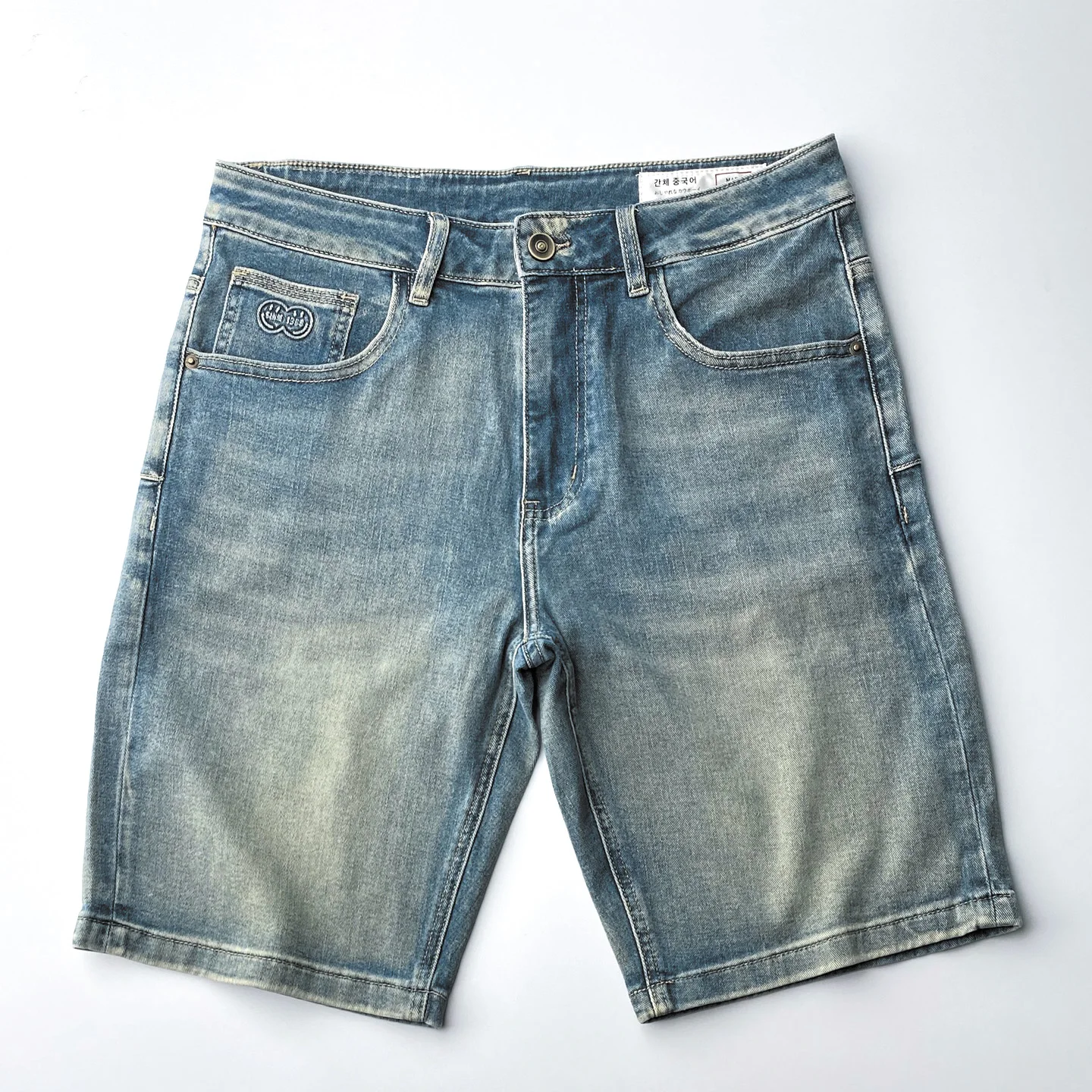 Summer Loose Straight Leg Jeans Shorts Men's Washed Five-Quarter Casual mid Waist Jeans Cotton Stretch Denim Youth Fashion
Summer Loose Straight Leg Jeans Shorts Men's Washed Five-Quarter Casual mid Waist Jeans Cotton Stretch Denim Youth Fashion