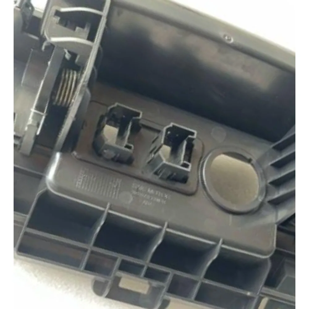 For Roewe 2015 2017 MGGS Ashtray Center Console Storage USB Cigarette Lighter Box Automotive Parts China Brand Accessories
For Roewe 2015 2017 MGGS Ashtray Center Console Storage USB Cigarette Lighter Box Automotive Parts China Brand Accessories