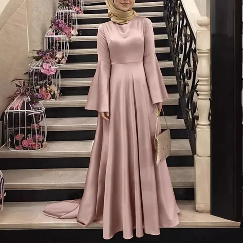 High Qualitymuslim Fashion Dress Dubai Fashion Satin Islamic Abaya Dress for Adults Long Horn Sleeves for Muslim Female
High Qualitymuslim Fashion Dress Dubai Fashion Satin Islamic Abaya Dress for Adults Long Horn Sleeves for Muslim Female