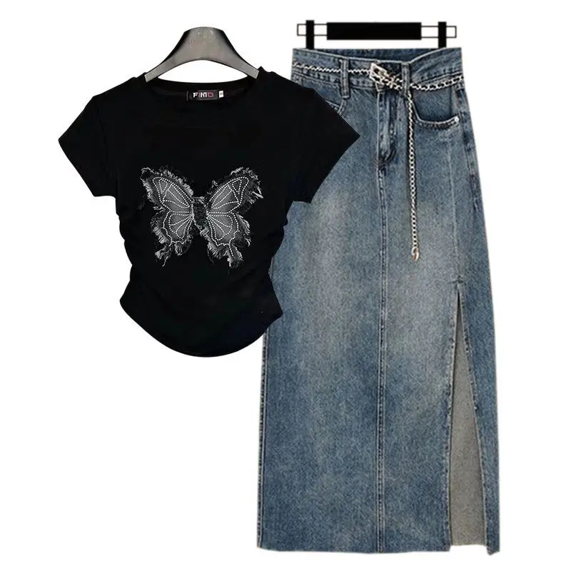 Women's Summer New Suit Waist Bow Heavy Industry Short-sleeved T-shirt Top + Split Denim Skirt Two-piece Set Simple Commuting
Women's Summer New Suit Waist Bow Heavy Industry Short-sleeved T-shirt Top + Split Denim Skirt Two-piece Set Simple Commuting