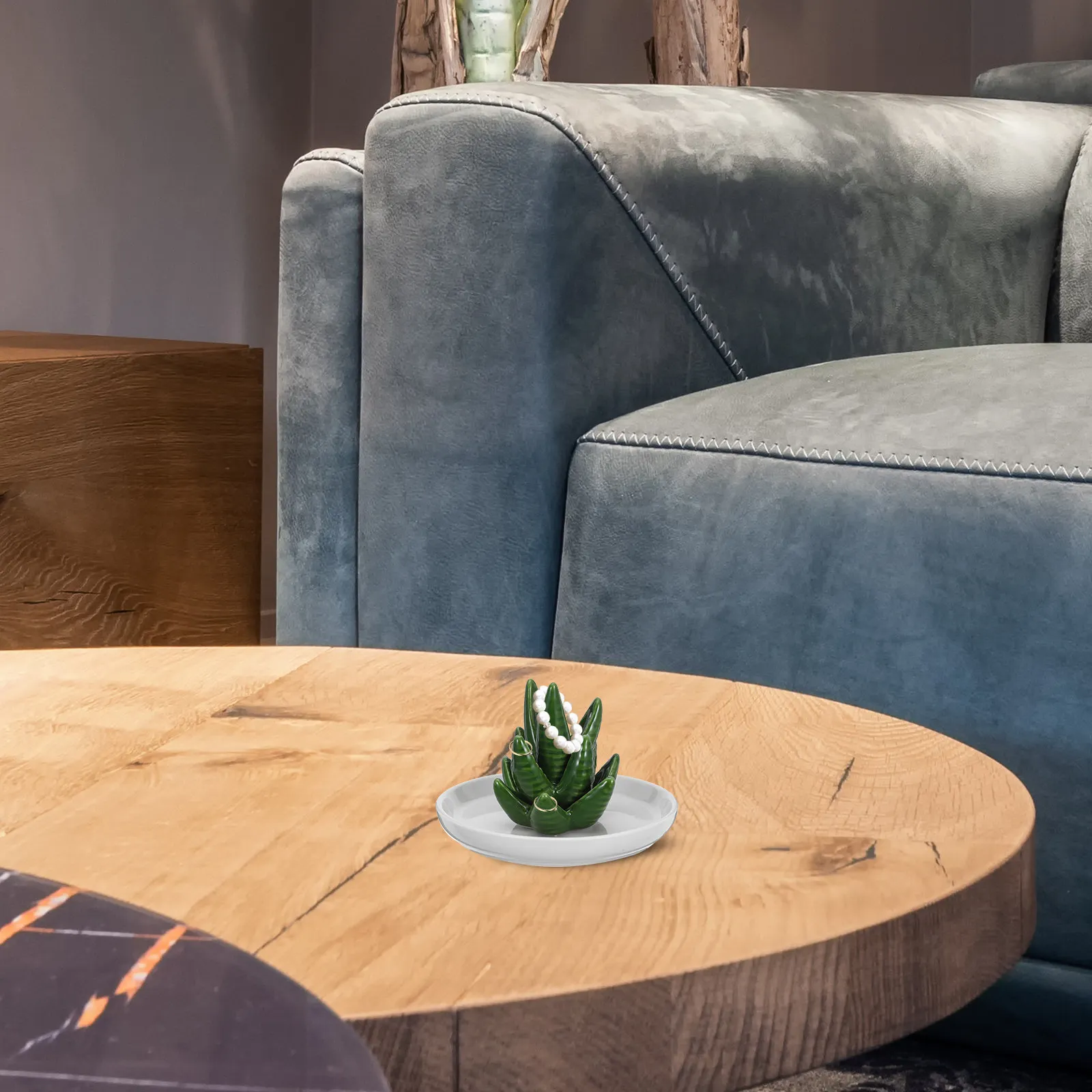 Ceramic Jewelry Display Tray Aloe Succulent Ring Holder Dish Decorative Jewelry Organizer Storage Plate Gift for Home Bedroom
Ceramic Jewelry Display Tray Aloe Succulent Ring Holder Dish Decorative Jewelry Organizer Storage Plate Gift for Home Bedroom