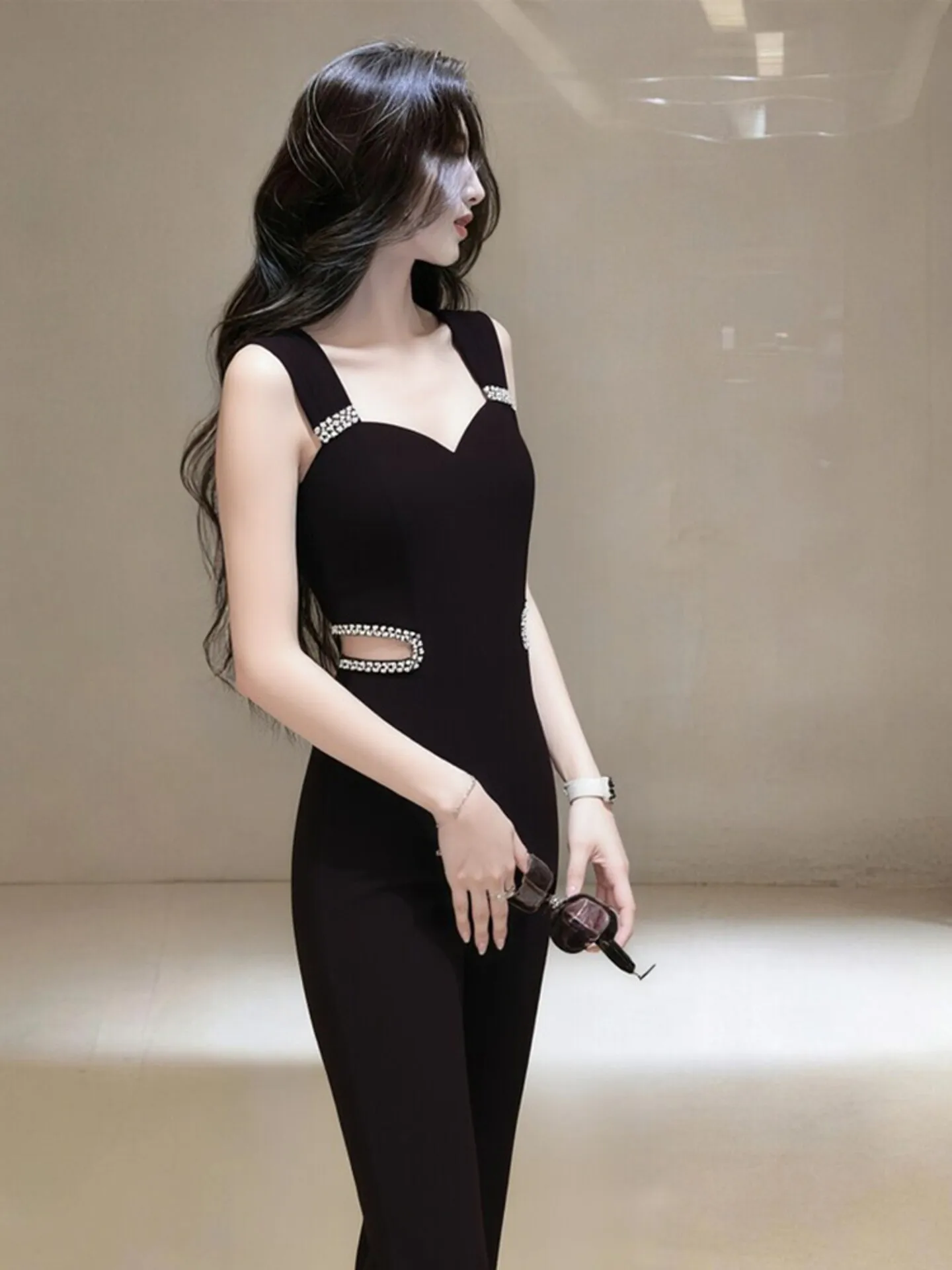 Black Strap Romper Women's High Waist Pantsuit Luxury Sensation Elegant High Goddess Style Commute Diamond Embellished Long P...
Black Strap Romper Women's High Waist Pantsuit Luxury Sensation Elegant High Goddess Style Commute Diamond Embellished Long P...