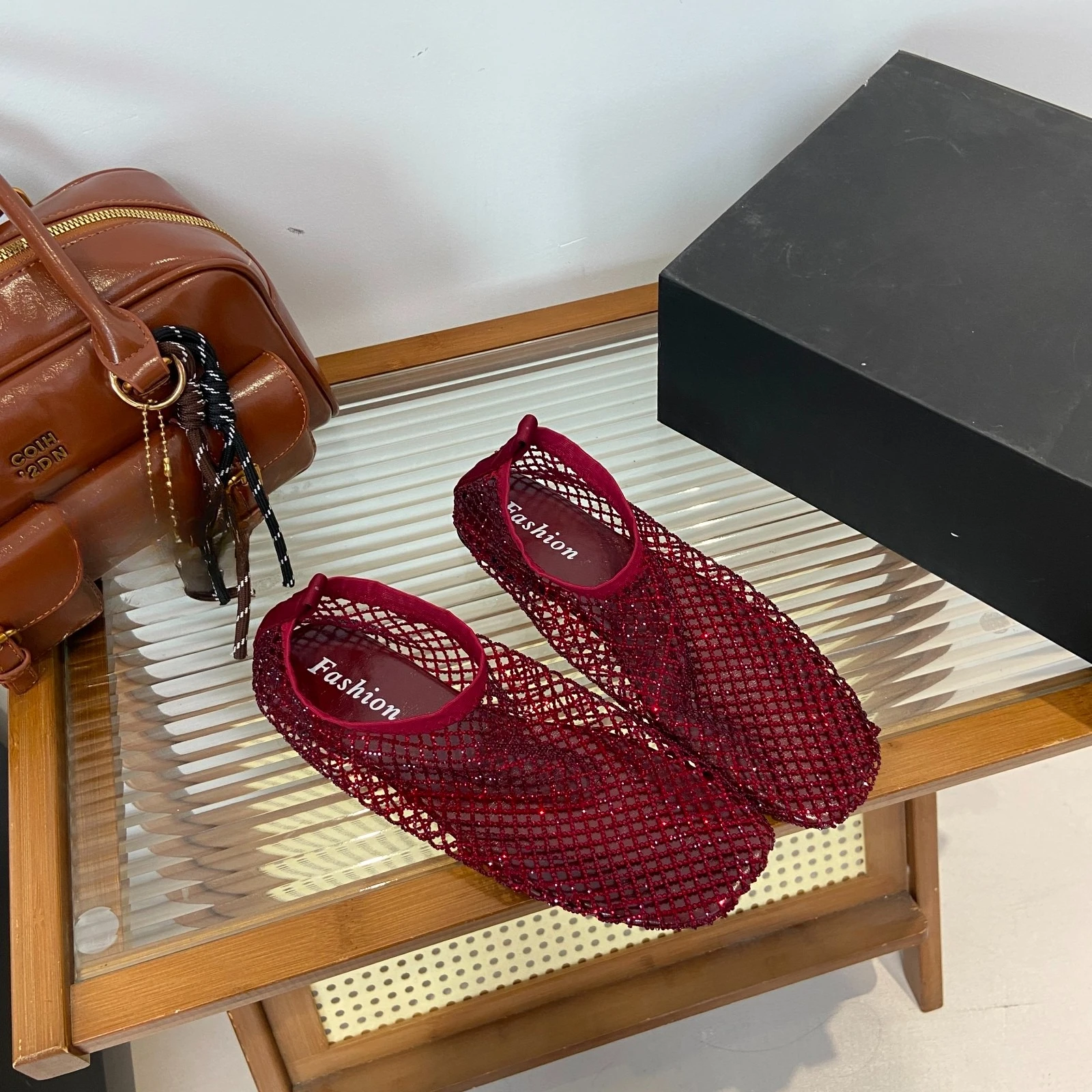 Shoes Cover Toe Slippers Casual Slides Big Size Mules For Women 2025 Square Luxury Flat Shoes Slippers Casual Slides Cover Toe
Shoes Cover Toe Slippers Casual Slides Big Size Mules For Women 2025 Square Luxury Flat Shoes Slippers Casual Slides Cover Toe