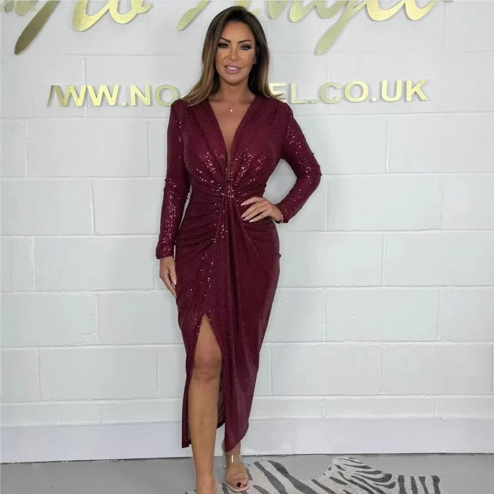 2025 Dress Women Elegant Fashion Beautiful Women's Dresses Party Night Sequined Low V-neck Long Sleeved New Year's Party Dress 
2025 Dress Women Elegant Fashion Beautiful Women's Dresses Party Night Sequined Low V-neck Long Sleeved New Year's Party Dress