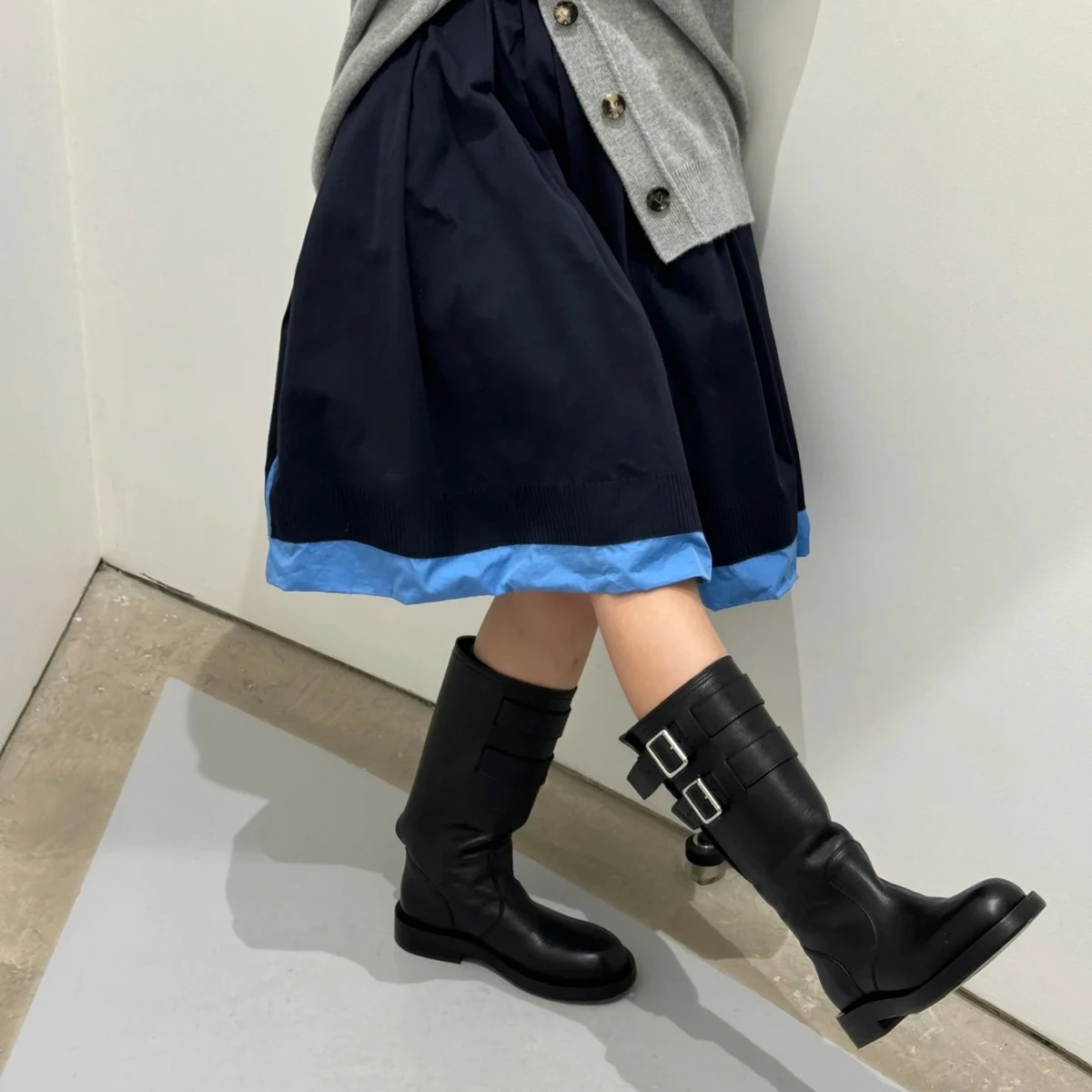 NIGO Women's Autumn And Winter New Fashion Beautiful Knight Boots Temperament Leather Buckle Luxury Cowhide Boots #NGSH1445
NIGO Women's Autumn And Winter New Fashion Beautiful Knight Boots Temperament Leather Buckle Luxury Cowhide Boots #NGSH1445