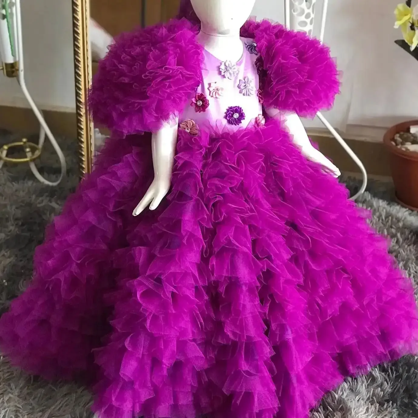 Purple Cute Fuchsia Floral Girls Birthday Party Dresses Short Sleeve Flower Girl Dresses Baby Kids Ball Gowns for Photo Shoot
Purple Cute Fuchsia Floral Girls Birthday Party Dresses Short Sleeve Flower Girl Dresses Baby Kids Ball Gowns for Photo Shoot