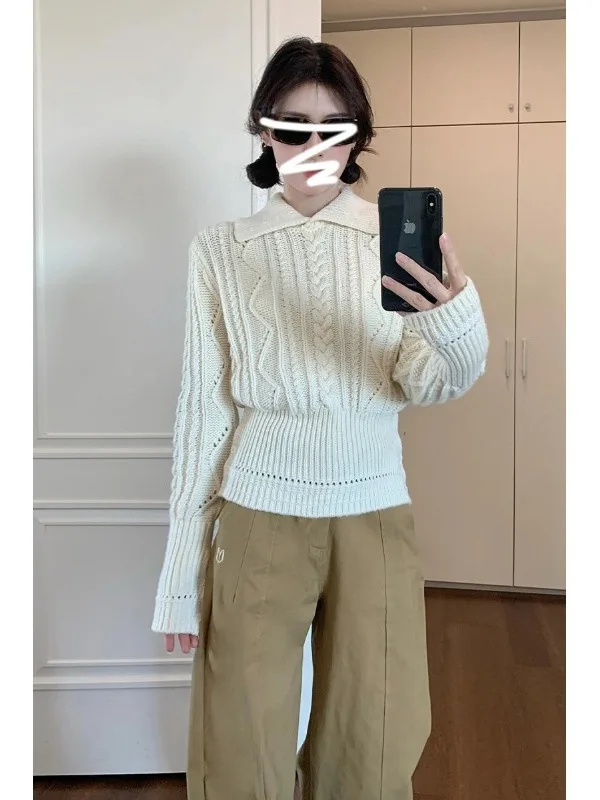 Korean Sle Thiened Knitted Sweater Women's Autumn Winter Design Sense Twist Design Slimming High Collar Pullover Inner We...
Korean Sle Thiened Knitted Sweater Women's Autumn Winter Design Sense Twist Design Slimming High Collar Pullover Inner We...
