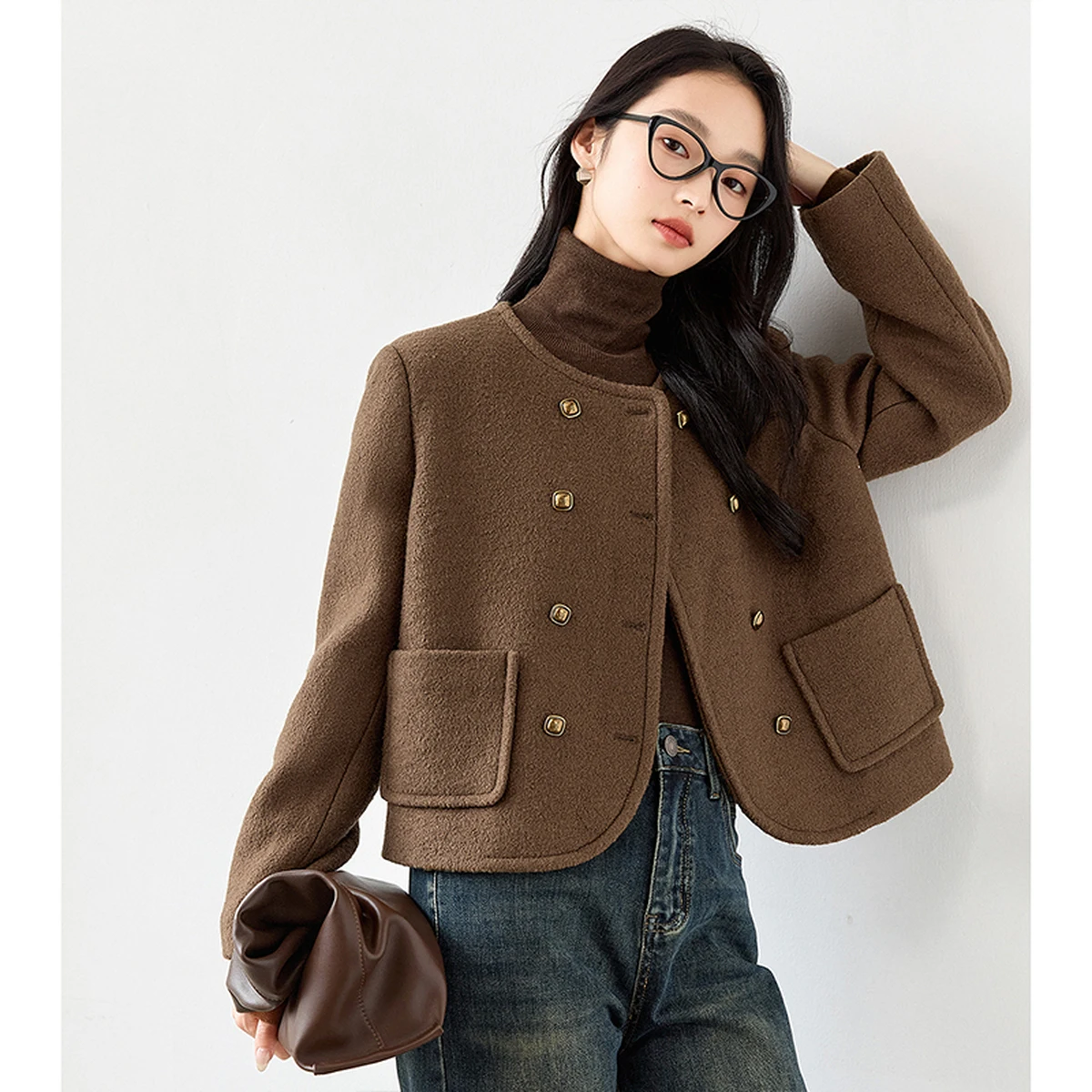 VIMLY Women's Brown Wool Jacket Elegant 2025 Winter Round Neck Quilted Tweed Jacket Office Lady Long Sleeve Female Top M9303
VIMLY Women's Brown Wool Jacket Elegant 2025 Winter Round Neck Quilted Tweed Jacket Office Lady Long Sleeve Female Top M9303