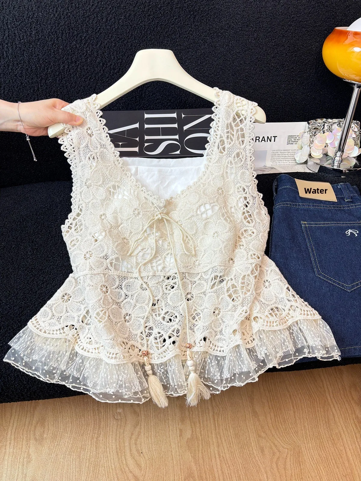 Bohemian Style Hollow out Hook Flower Chiffon Splice Top Women Summer Sleeveless Knitted Versatile Tank Citywalk Elastic Short
Bohemian Style Hollow out Hook Flower Chiffon Splice Top Women Summer Sleeveless Knitted Versatile Tank Citywalk Elastic Short